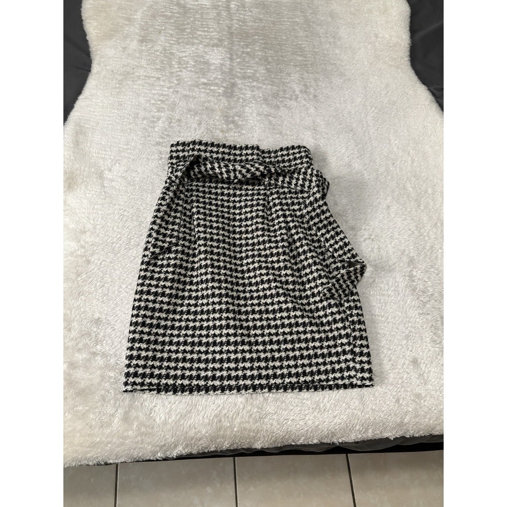 New Express Houndstooth Pencil Belted Skirt Size 00 NWT‎